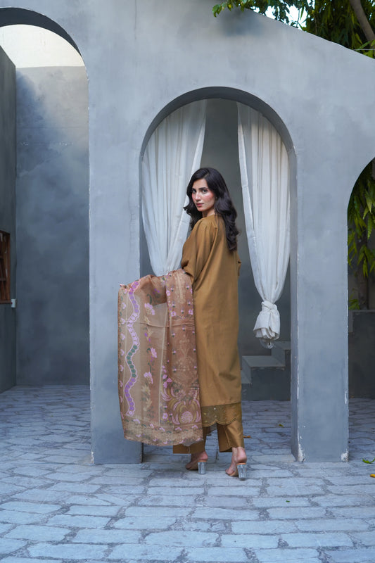 3 Piece Lawn Suit Chikankari  with Silk Chiffon Dupatta