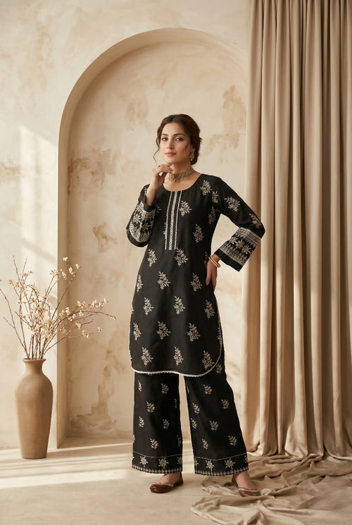 Dua black embroidered 2pc lawn suit with flapper trousers - Sitara Style