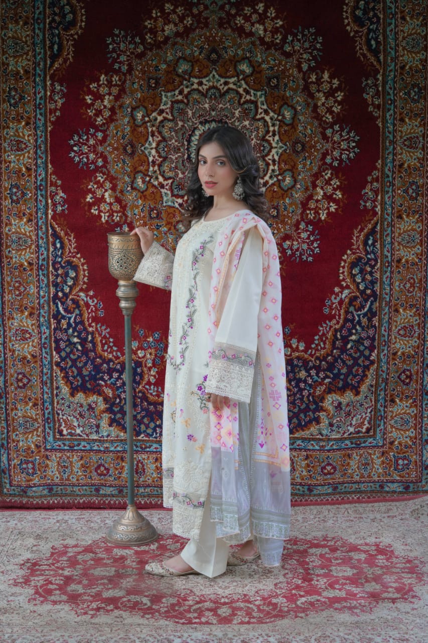 Cool Grey Embroidered 3-Piece Lawn Suit with Printed Silk Chiffon Dupatta - sitarastyle.com