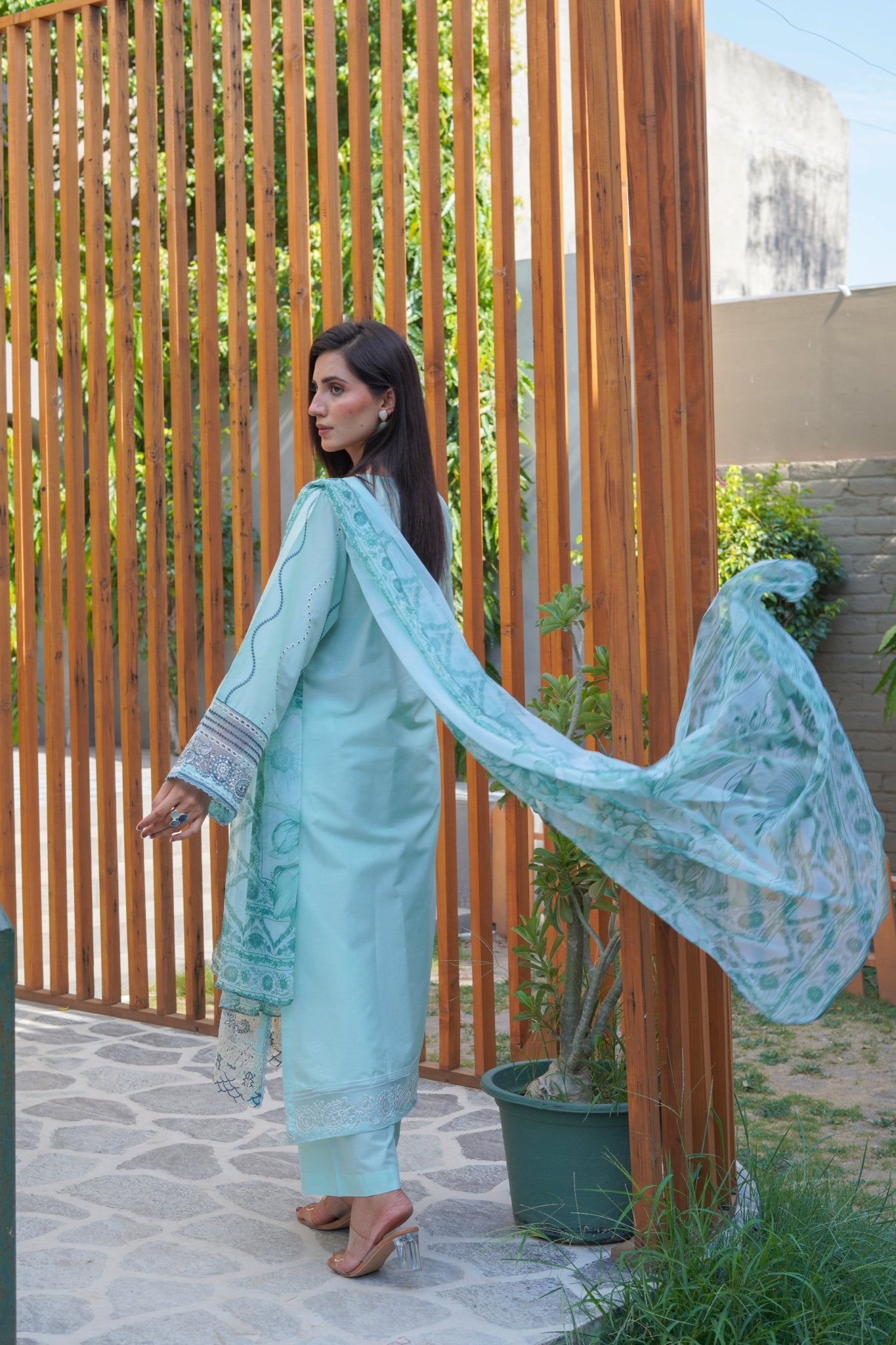 Ferozi Embroidered Chikankari Lawn Suit 3 Piece - sitarastyle.com