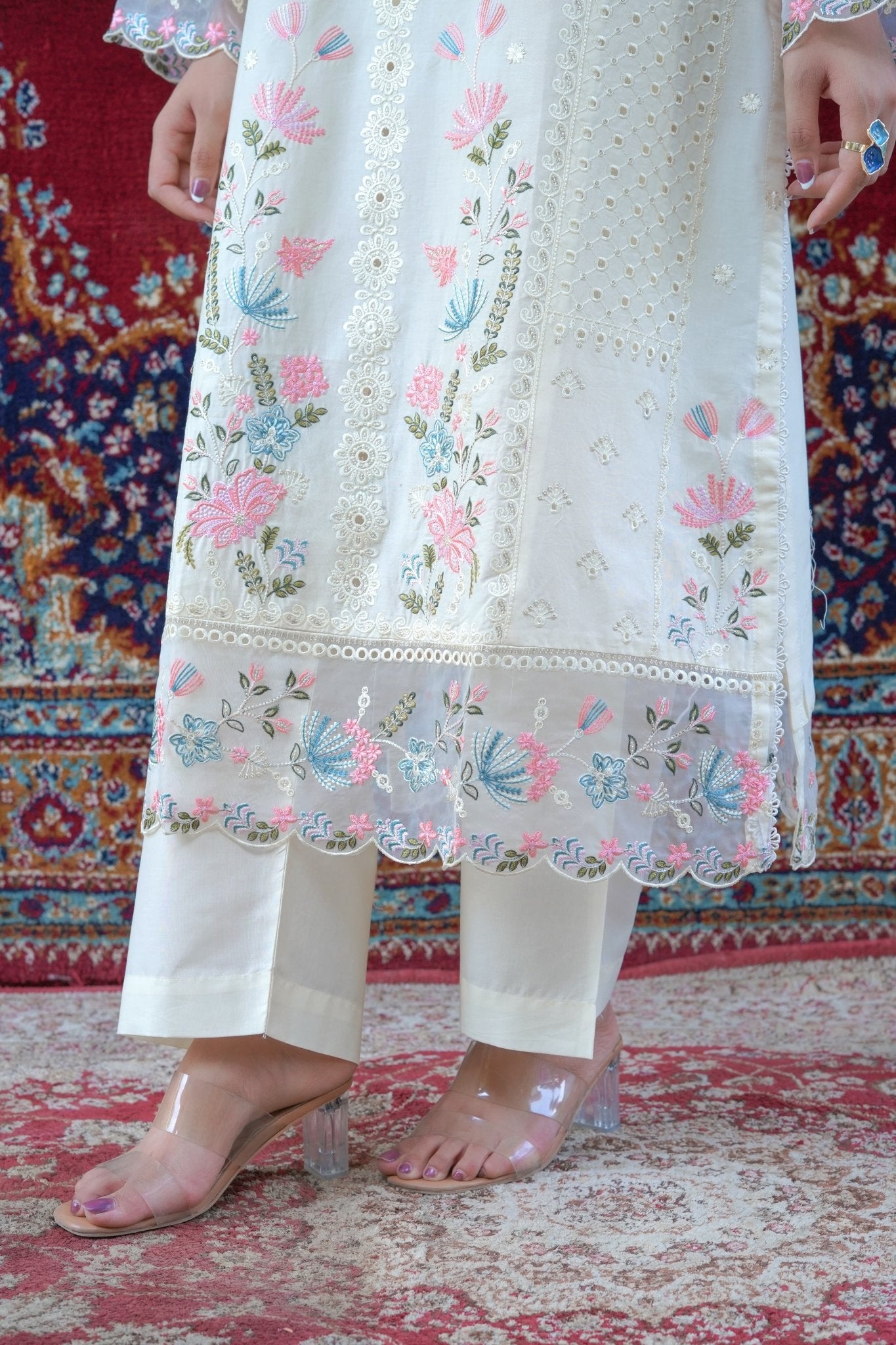 Ivory Cream Thread Work 3pc Suit with Printed Chiffon Dupatta - sitarastyle.com