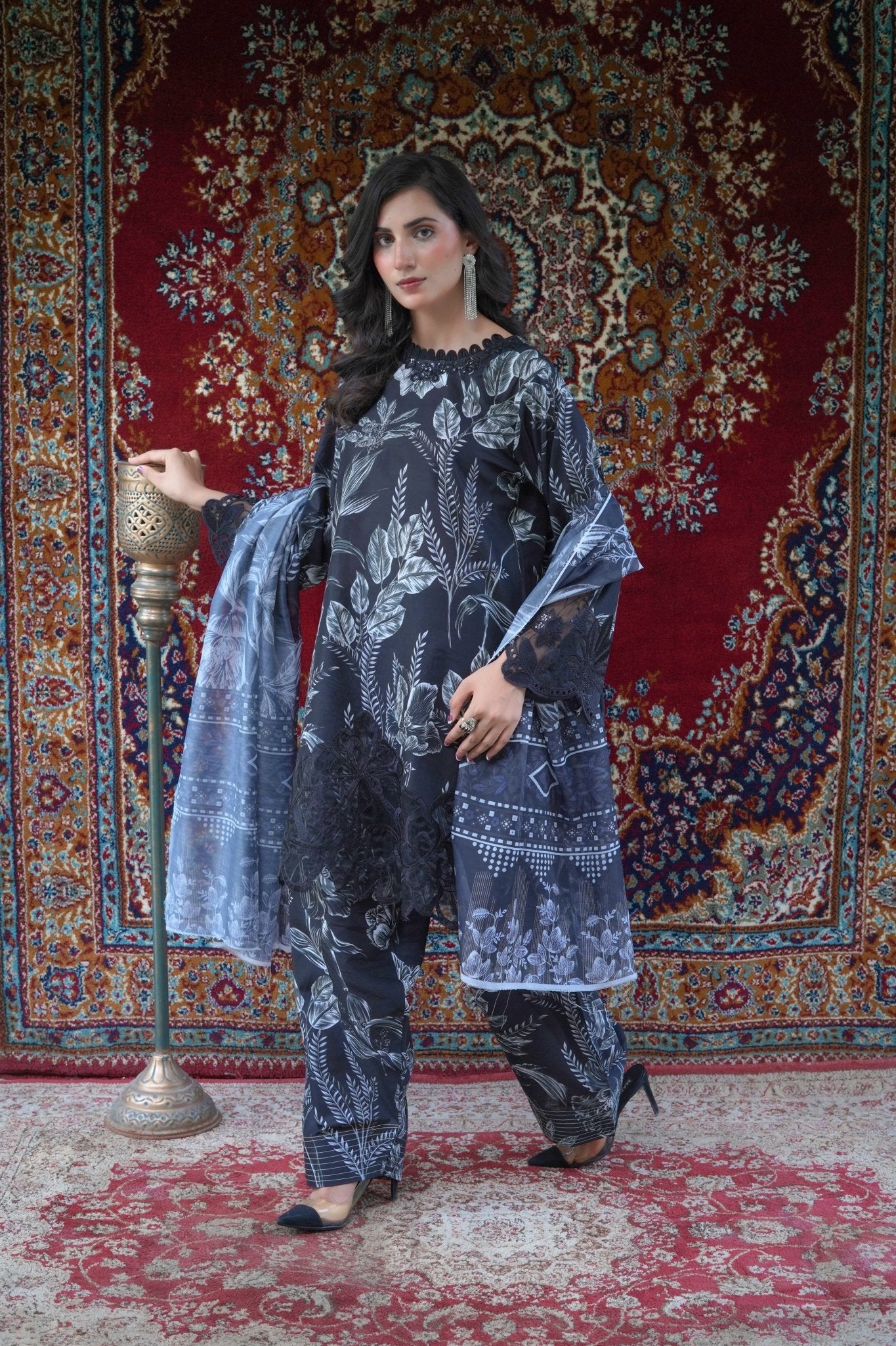 Printed Lawn 3-Piece Suit with Farshi Shalwar & Monar Dupatta - sitarastyle.com