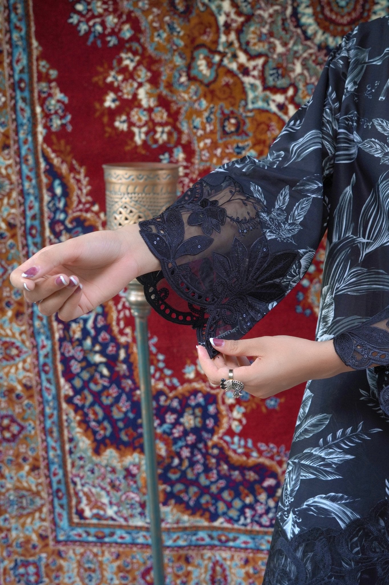 Printed Lawn 3-Piece Suit with Farshi Shalwar & Monar Dupatta - sitarastyle.com