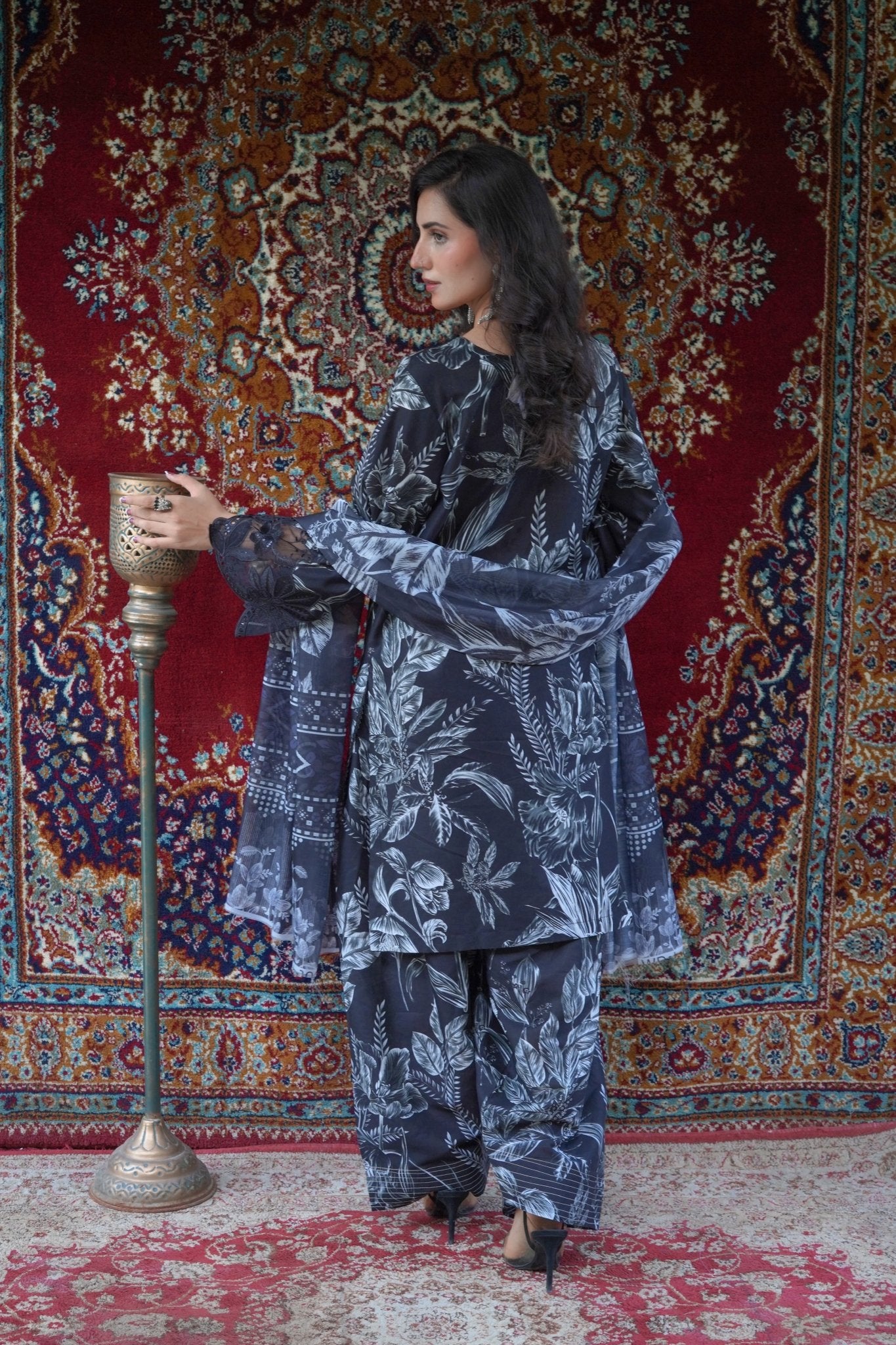 Printed Lawn 3-Piece Suit with Farshi Shalwar & Monar Dupatta - sitarastyle.com