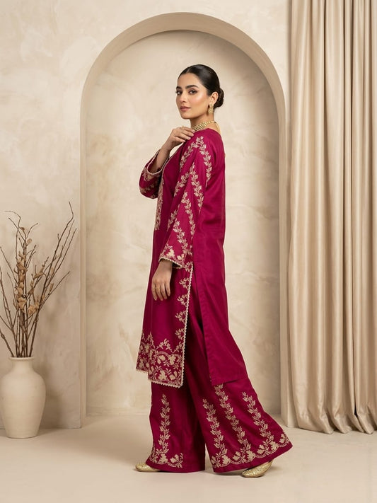Red 2pc Embroidered Lawn Suit with Flapper | Thread Work Kurta - sitarastyle.com