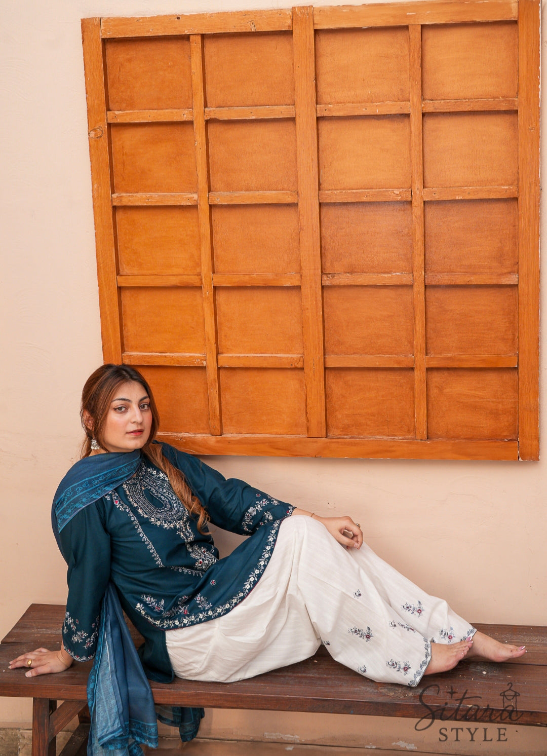 3 Piece Gol Ghera Lawn Suit with Thread Work Embroidery