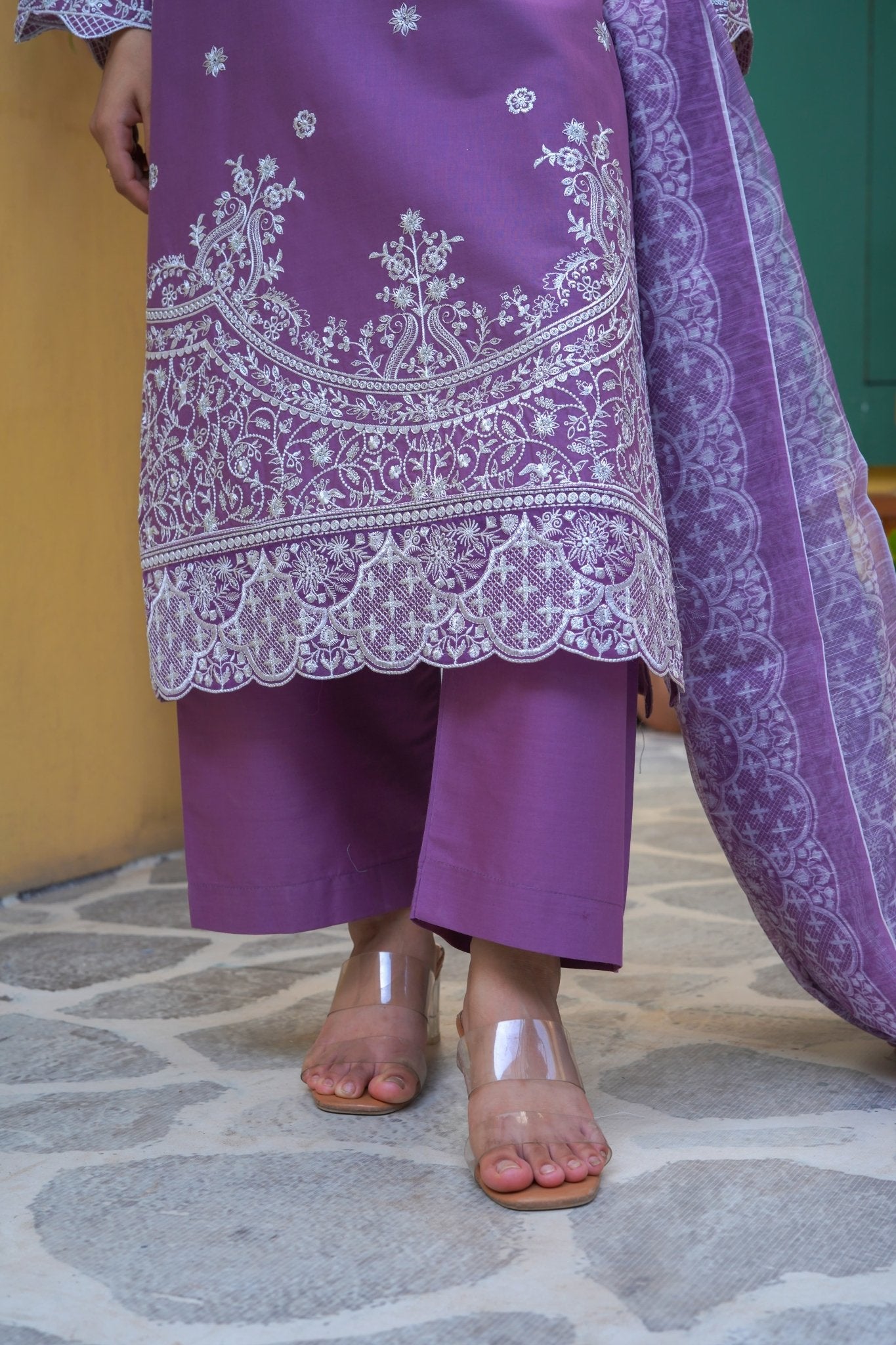 Violet Embroidered 3-Piece Lawn Suit with Daman Patch Work - sitarastyle.com